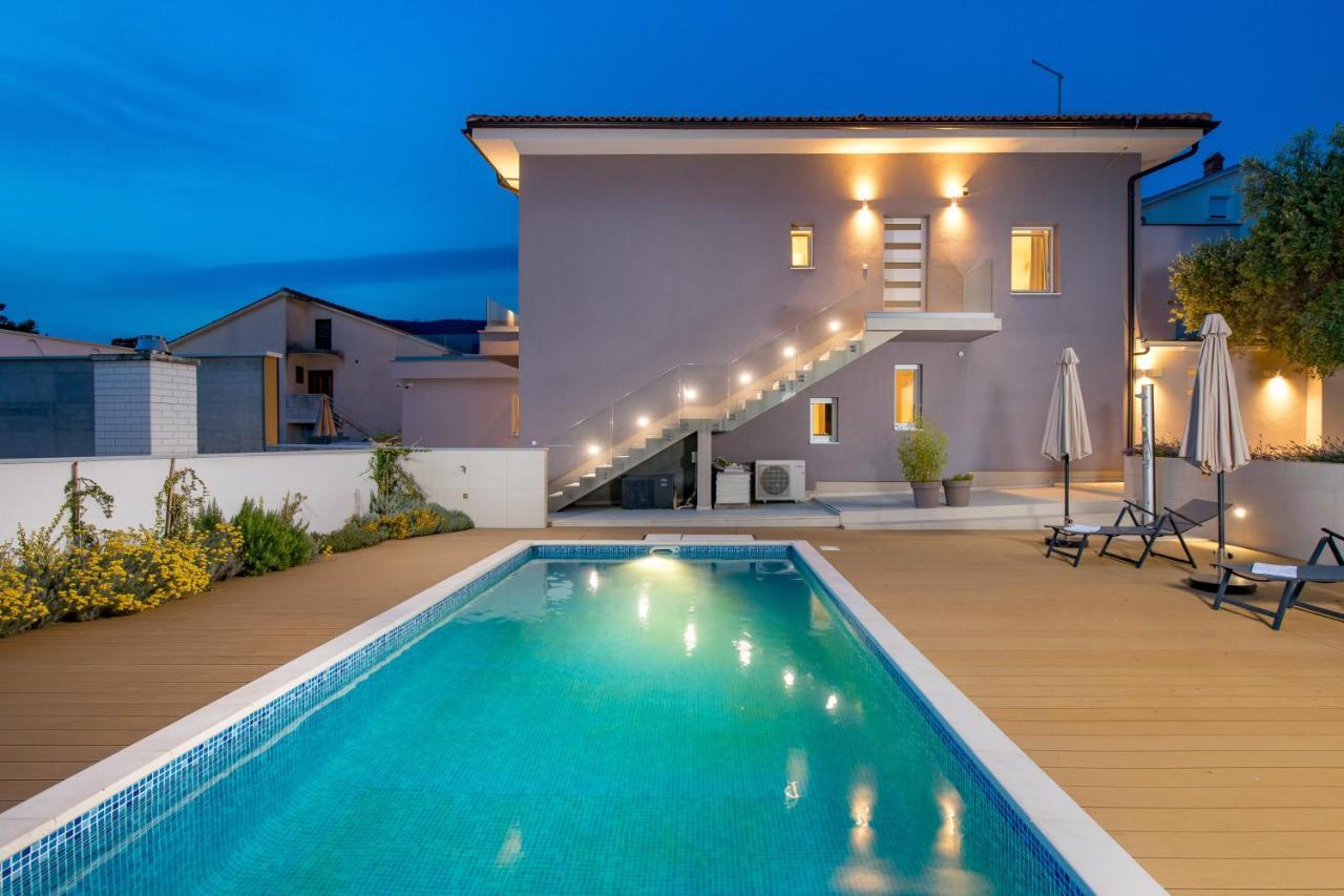 Apartman Mar *
